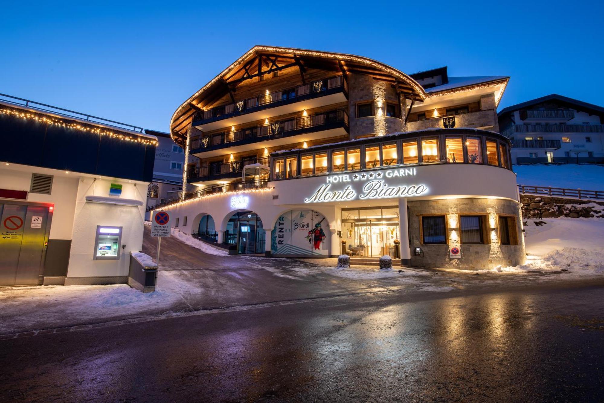 Hotel Garni Monte Bianco ايشجل المظهر الخارجي الصورة