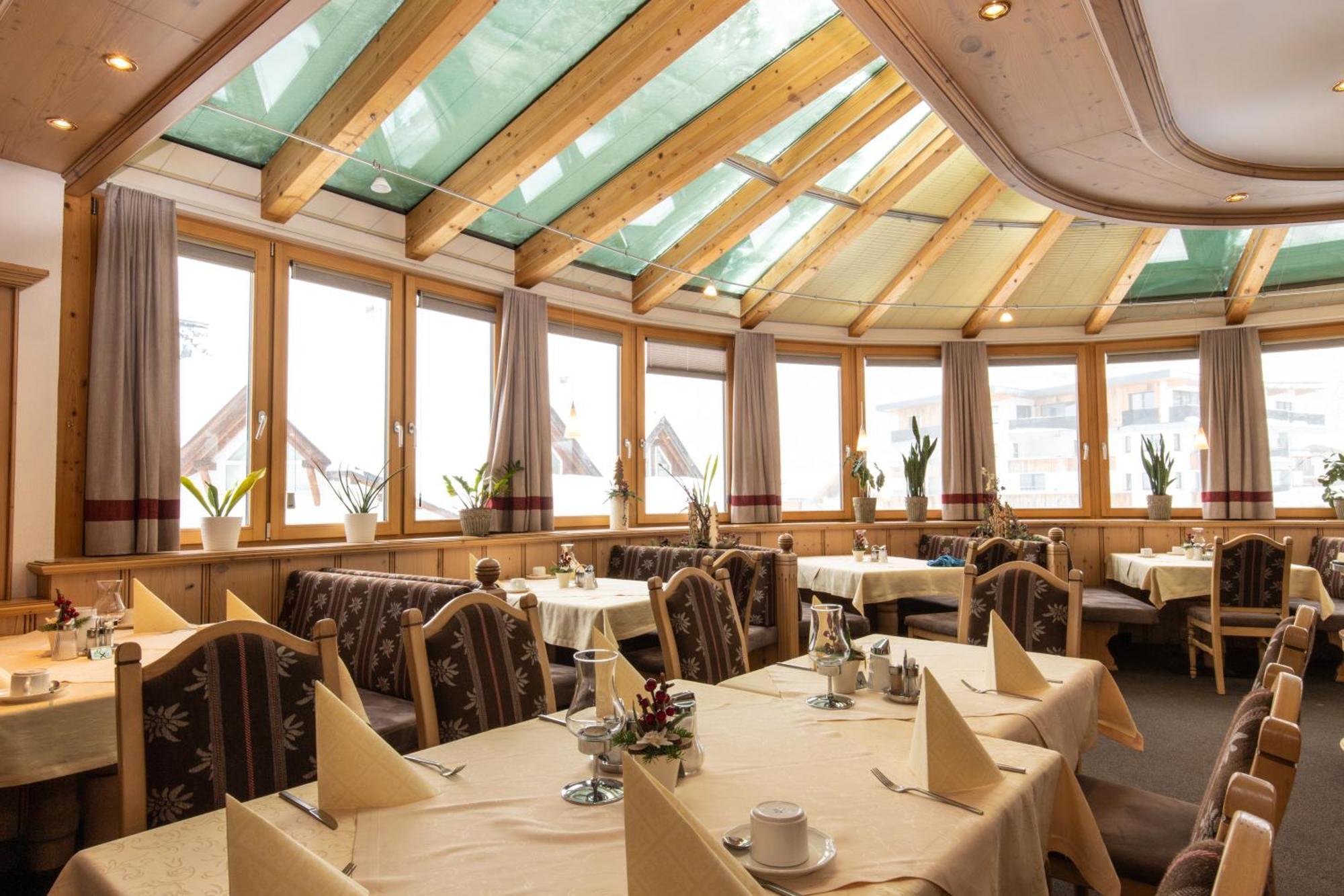 Hotel Garni Monte Bianco ايشجل المظهر الخارجي الصورة