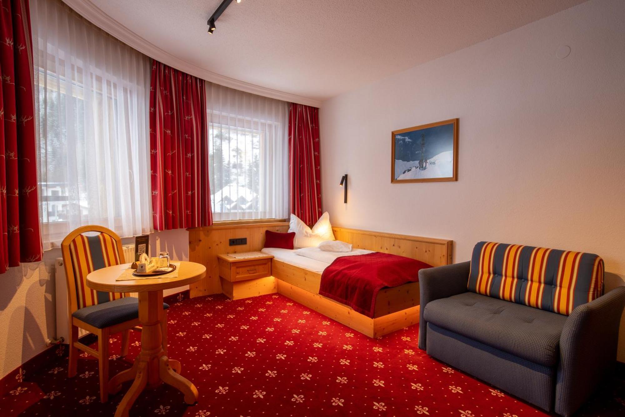 Hotel Garni Monte Bianco ايشجل المظهر الخارجي الصورة