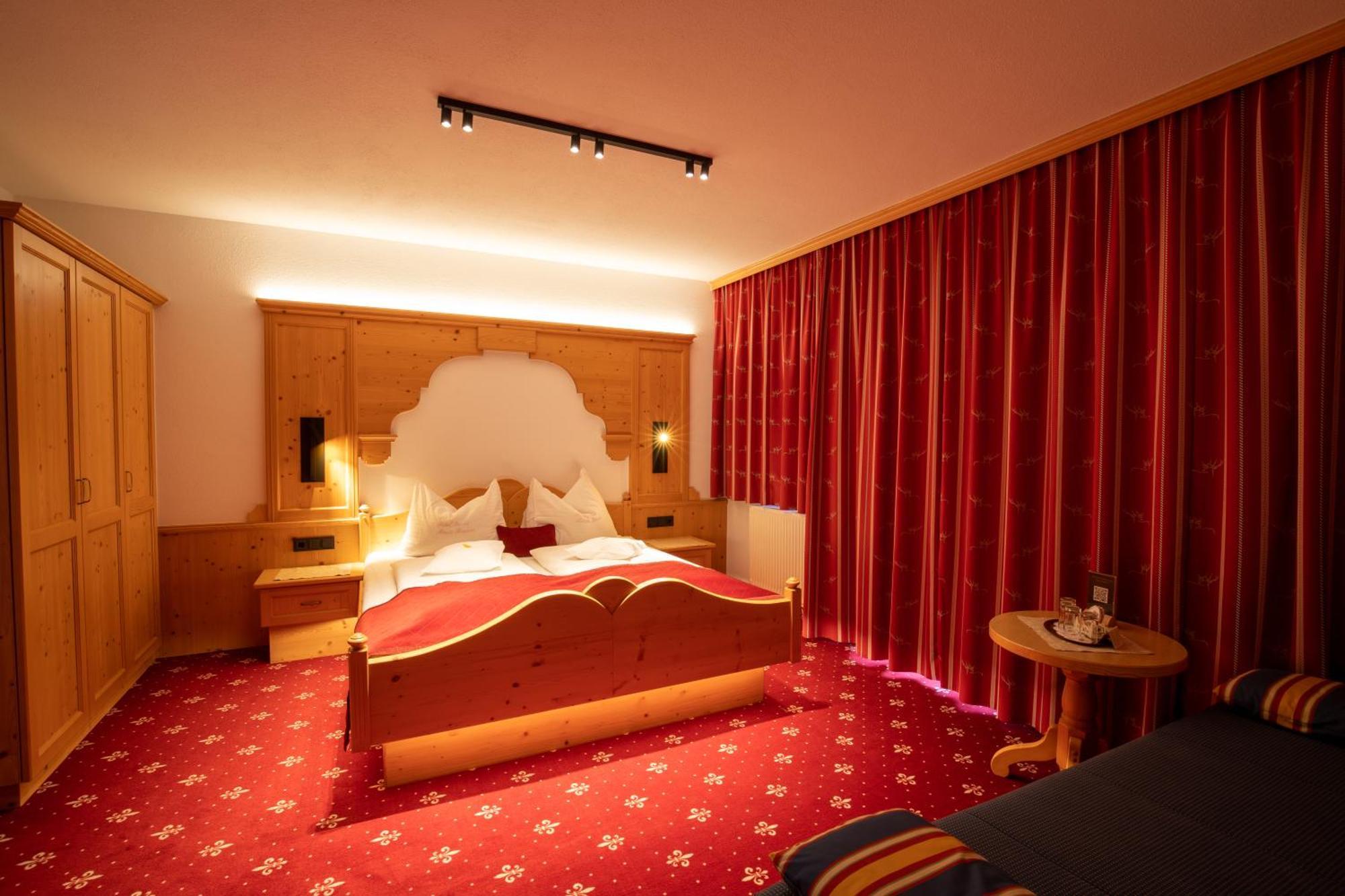 Hotel Garni Monte Bianco ايشجل المظهر الخارجي الصورة