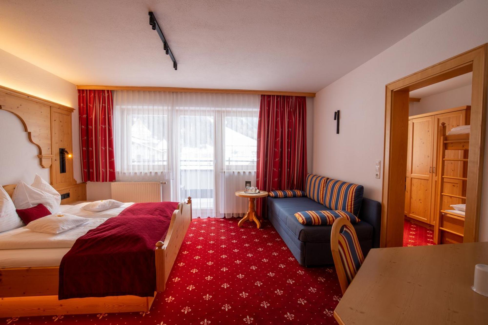 Hotel Garni Monte Bianco ايشجل المظهر الخارجي الصورة