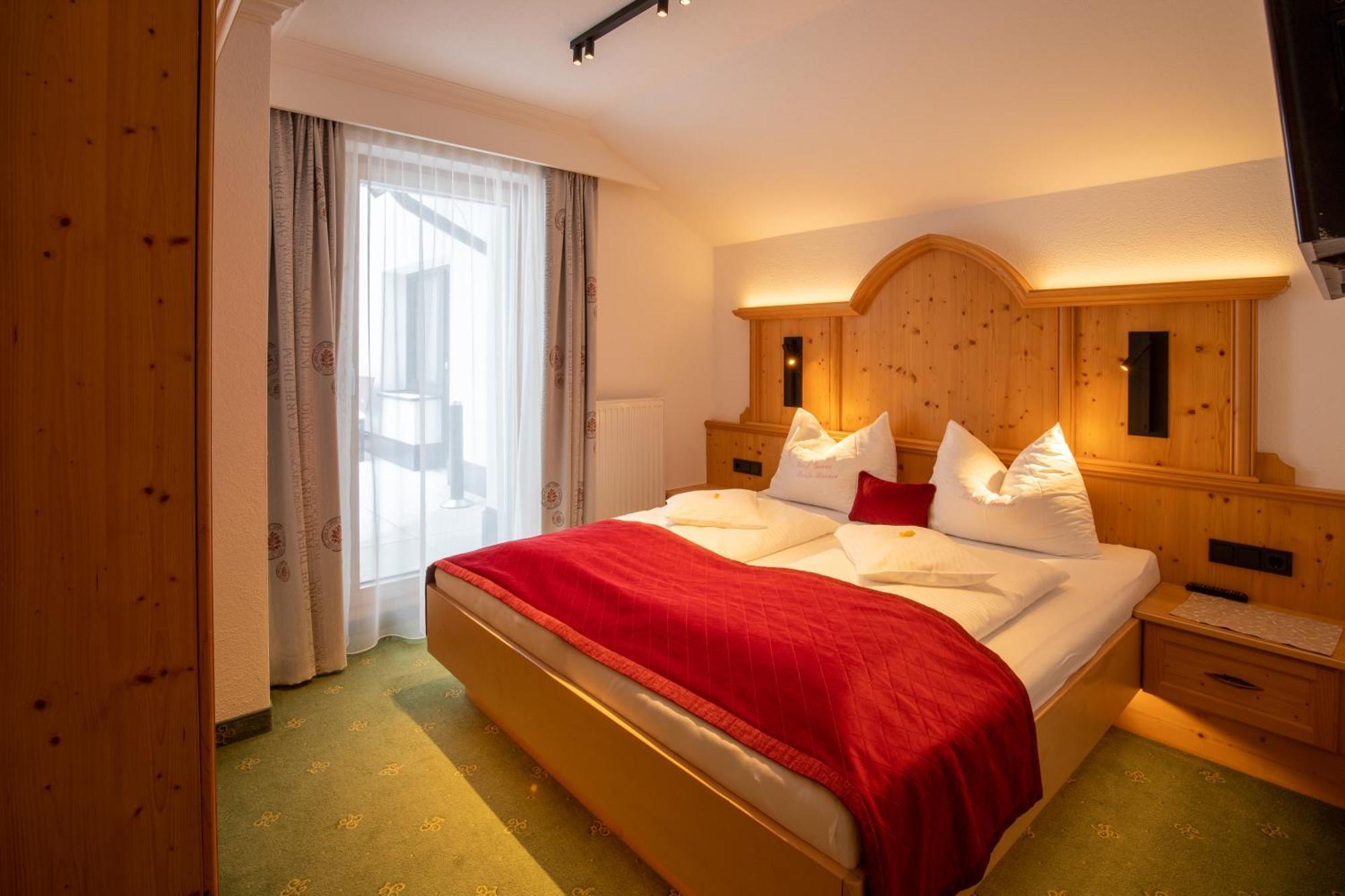 Hotel Garni Monte Bianco ايشجل المظهر الخارجي الصورة